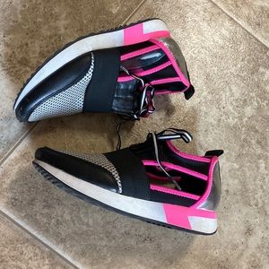 Steve Madden girls sneakers